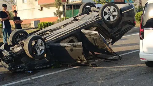 Silvan Yeni Hastane Kavşağı'nda trafik kazası 3 kişi yaralandı, soruşturma başladı