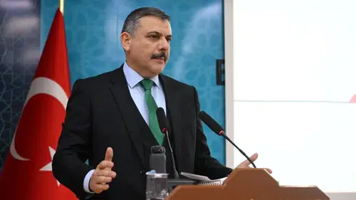 Sokak hayvanlarının toplanmasında Diyarbakır geride kaldı: Bakan Çiftçi rakamı açıkladı