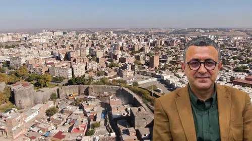 Diyarbakır'ın tarihi bölgesinin karanlıkta kalması Meclis gündemine taşındı