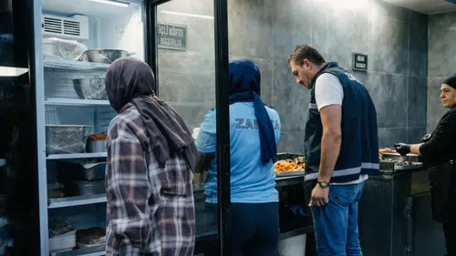 Diyarbakır'da gıda işletmelerine şok denetim: Zabıtalar ince eleyip sık dokudu