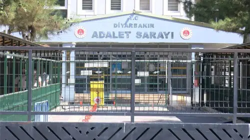 Diyarbakır'da yargı rüşveti operasyonu: 40 bin doları teslim alırken yakalandı, tutuklandı