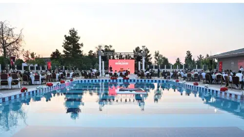 Diyarbakır'da direniş ruhunu canlandıran gece: Vali Zorluoğlu'ndan önemli mesajlar
