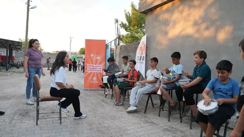 Sur'da çocuklar darbukayı konuşturdu: Eğitim 1 ay boyunca sürecek