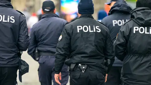 Diyarbakır'ın da aralarında olduğu 71 ilde operasyon: 843 kilo zehir, 2,3 milyon hap ele geçirildi
