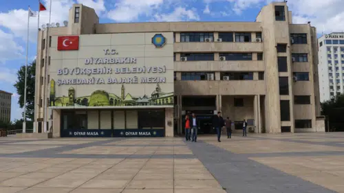 Diyarbakır'da iş arayanlara büyük fırsat: Büyükşehir Belediyesi çok sayıda personel alıyor