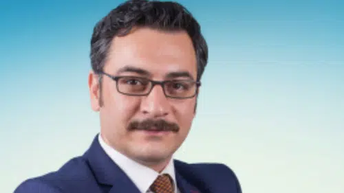Şanlıurfa-Diyarbakır karayolunda acı haber: Televizyon sunucusu kazada hayatını kaybetti