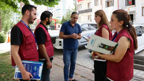 Yerinde Çözüm ekipleri sahada: Diyarbakır'da bozuk yoldan su arızasına binlerce talep incelendi