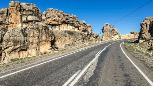 Diyarbakır'ın tarihi yolu koruma altına alındı: İzinsiz çivi bile çakılamayacak