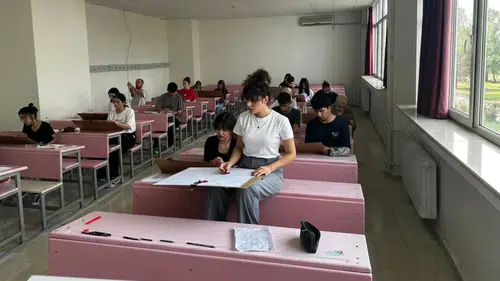 Dicle Üniversitesi'nde 40 aday yarıştı, 30'u üniversiteli olacak!