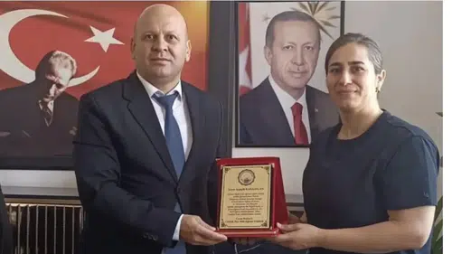 Almanya'dan Çermik'e uzanan gönül köprüsü: 370 öğrenciye çanta ve kırtasiye hediyesi