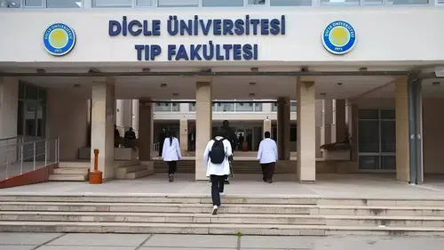 Dicle Üniversitesi'nden dünya çapında başarı: Tıp alanında sıralamaya girdi