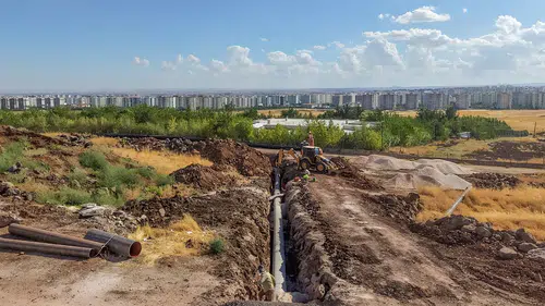Diyarbakır'a yapılan 5 bin metreküplük içme suyu deposu yarıyı geçti