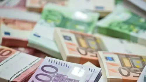 Diyarbakır’da döviz güne yükselişle başladı