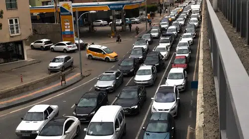 Diyarbakır'da trafiğe kayıtlı araç sayısı açıklandı: 200 bine dayandı