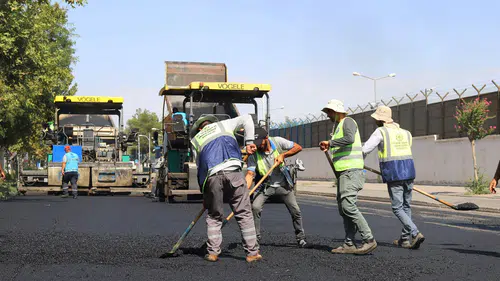 Diyarbakır’da Elazığ Bulvarı yenileniyor: Yol trafiğe kapatıldı