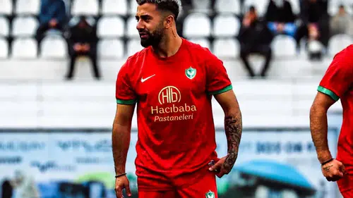 Amedspor'un eski kaptanı Çekdar Orhan'ın yeni adresi belli oluyor: İş imzaya kaldı