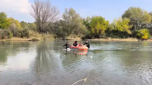 Dicle Nehri kenarında piknik faciası önlendi: Mahsur kalan 2 kişi kurtarıldı