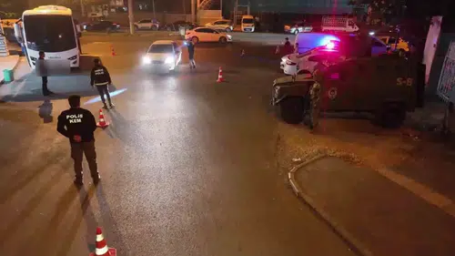 Diyarbakır'da uyuşturucu operasyonu: Buğday torbaları ve nevresimlere gizlemişler