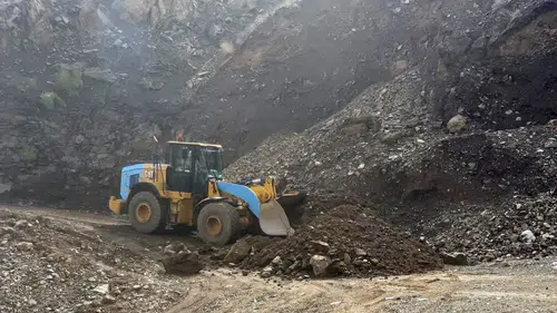 Diyarbakır Kulp'ta selin vurduğu 200 kilometrelik yol ağı yeniden ulaşıma açılıyor