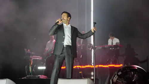Diyarbakır Kültür Yolu Festivali'nde Mert Demir rüzgarı: Nevruz Park'ta coşkulu gece