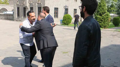 Diyarbakır'da vefa buluşması: Hacı Mehmet Bozkuş için düzenlenen mevlit yoğun ilgi gördü