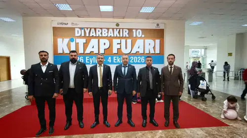 MHP Diyarbakır İl Başkanı Özcoşkun'dan 10. Kitap Fuarı'na ziyaret: Kültür vurgusu