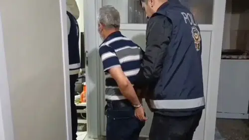 Diyarbakır'da 19 yıllık faili meçhul cinayet dosyası aralandı: Baba tutuklandı