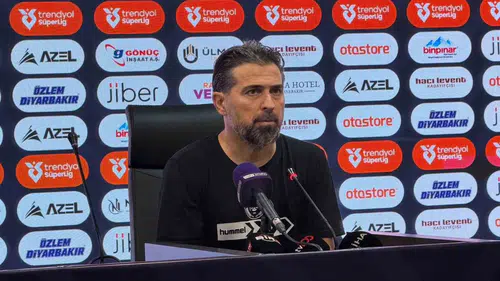Konyaspor Teknik Direktörü İlhan Palut'tan Amedspor maçı sonrası çarpıcı itiraf