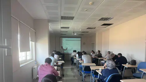 Dicle Üniversitesi’nde bilirkişilik eğitimi: Bölge illerinden yoğun katılım