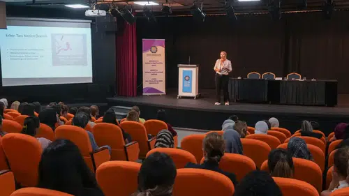 Diyarbakır'da meme kanseri farkındalık söyleşisi: "Şüpheli belirtide gecikmeyin"