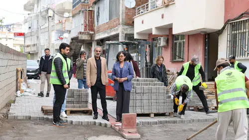 Diyarbakır Kayapınar'da 17 bin metrekarelik yol hamlesi