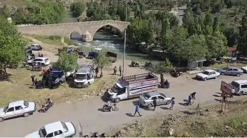 Çermik'te kurban hareketliliği Besiciler tarihi köprü yanını mesken tuttu