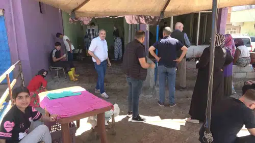 Diyarbakır'da kurban telaşı Bayram namazı sonrası 18 kesim noktasında yoğunluk sürüyor