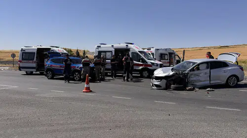 Diyarbakır-Mardin çevre yolunda trafik kazası Toraman kavşağında 6 kişi yaralandı