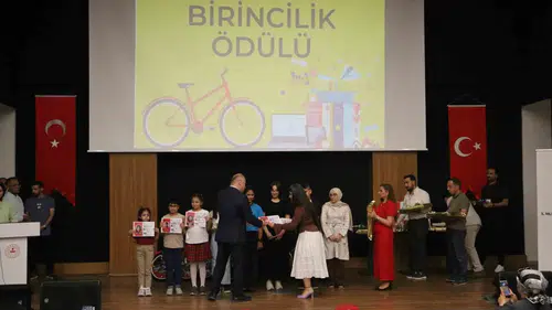 Diyarbakır eğitiminde büyük başarı 42 bin öğrenci ödülleriyle buluştu