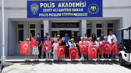 Diyarbakır'da öğrencilere polislik eğitimi Ali Gaffar Okkan'ın mirası çocuklarla buluştu