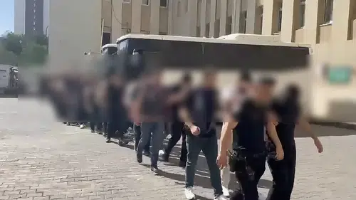 Diyarbakır merkezli dev sanal kumar vurgununa emniyetten ağır darbe 24 kişi tutuklandı