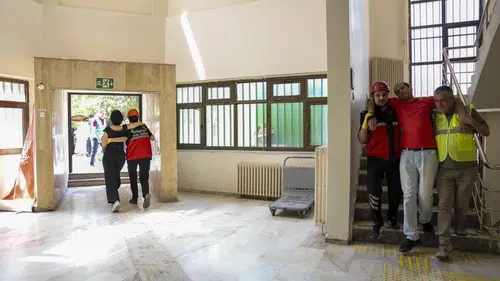 Diyarbakır Büyükşehir Belediyesi binası afet senaryosuyla hareketlendi Ekipler tam not