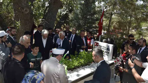 Dicle'de 15 Temmuz hüznü Şehit polis Halit Gülser ve Er Yusuf Sofioğlu anıldı