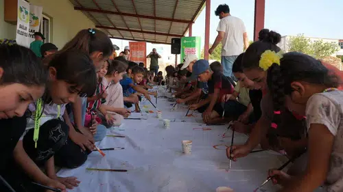 Diyarbakır'da kırsal mahallelerin çocukları müzik ve sanatla buluşuyor Gezici atölye