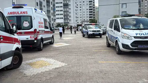 Yenişehir'deki 14 katlı apartmanda ev yangını Bir kişi dumandan etkilenerek hastaneye
