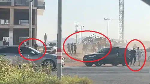 Ergani Dicle Mahallesi'nde taraflar birbirine girdi Taşlı sopalı kavgada 2 yaralı