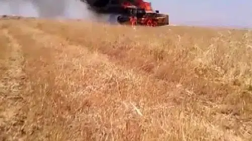 Ergani'de yanan biçerdöverin sahibi Yozgatlı çiftçiye Diyarbakırlı köylülerden büyük jest