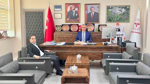 Diyarbakır'da sağlıkta çözüm arayışı Aküzüm ve Asiltürk saha sorunlarını görüştü