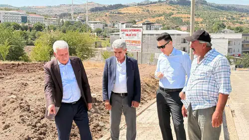 Çermik'in Tepe Mahallesi'nde ulaşım sorunu bitiyor TOKİ yolunda çalışmalar sürüyor
