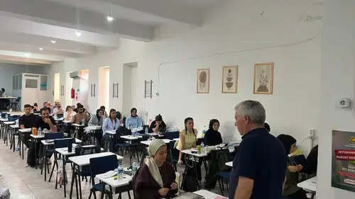 Çermik'te gençlerin sınav yolculuğuna ücretsiz destek