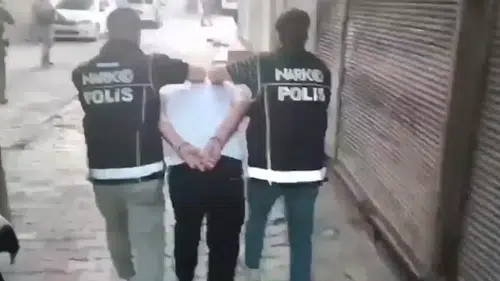 Diyarbakır'da Sokaklar Güvende operasyonu: 26 kişi tutuklanarak cezaevine gönderildi