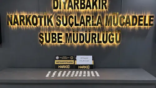 Diyarbakır'da narkotik operasyonu: İranlı şahsın midesinden 60 kapsül zehir çıktı