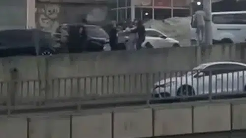 Diyarbakır'da 3 kişinin öldüğü silahlı kavga anı kamerada: Dehşet anları saniye saniye