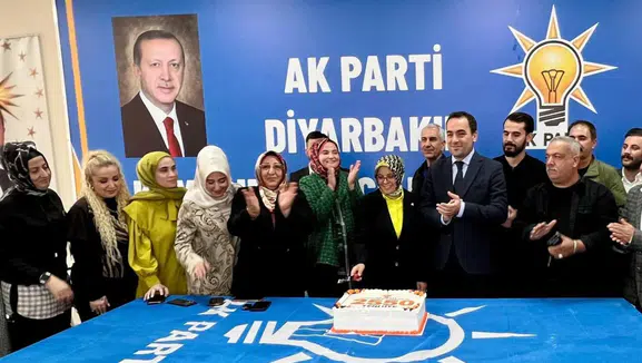 AK Parti Kayapınar'da 9 ayda 2 bin 550 yeni üye başarısı